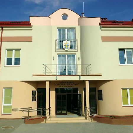 Centrum Ostra Brama Im. Jana Pawla II Skarzysko-Kamienna Ngoại thất bức ảnh